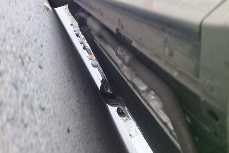 Used Li Auto L8 2023 Pro Model Chassis Front Right