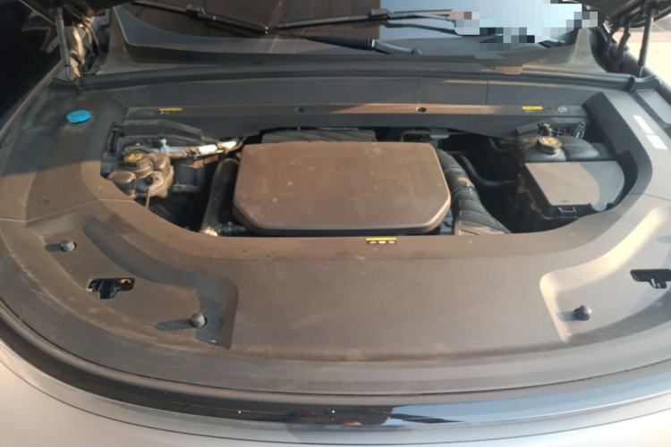 Used Li Auto L8 2023 Max model Engine Bay