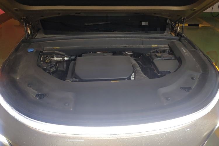 Used Li Auto L8 2023 Max model Engine Bay