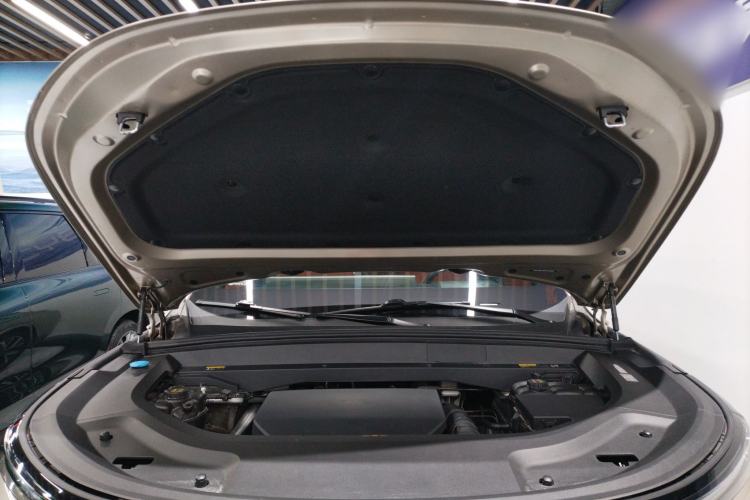Used Li Auto L8 2023 Max model Engine Bay