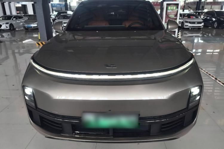 Used Li Auto L8 2023 Pro Model Front