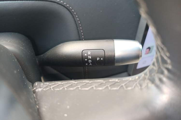Used Li Auto L8 2023 Pro Model Gear Lever