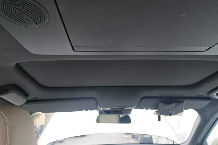 Used Li Auto L8 2023 Max model Headliner