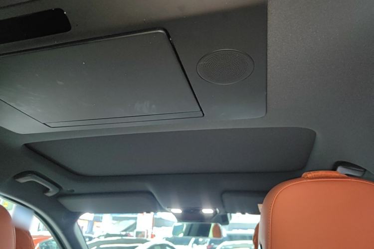 Used Li Auto L8 2023 Max model Headliner
