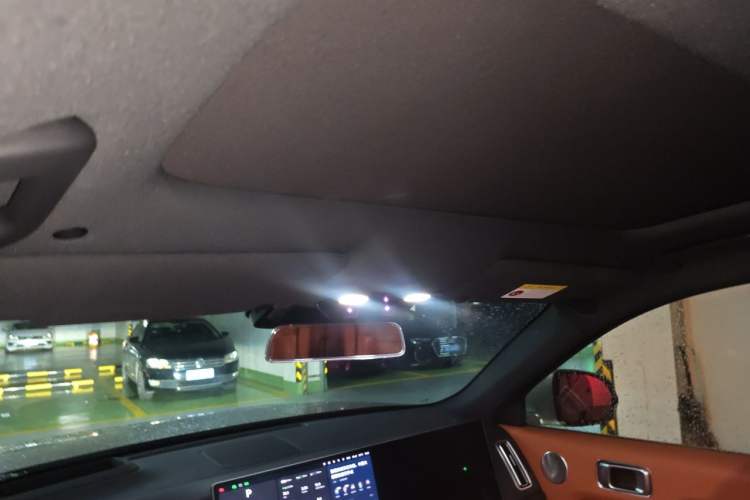 Used Li Auto L8 2023 Max model Headliner