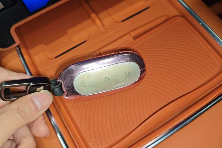 Used Li Auto L8 2023 Pro Model Interior 1