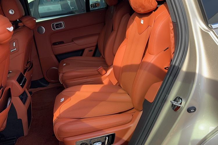 Used Li Auto L8 2023 Pro Model Interior 1