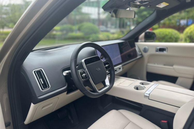 Used Li Auto L8 2023 Max model Interior 2