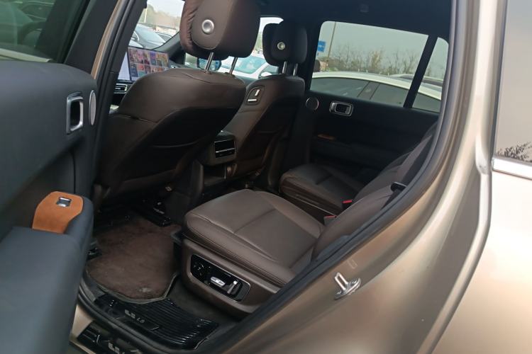 Used Li Auto L8 2023 Pro Model Interior 4