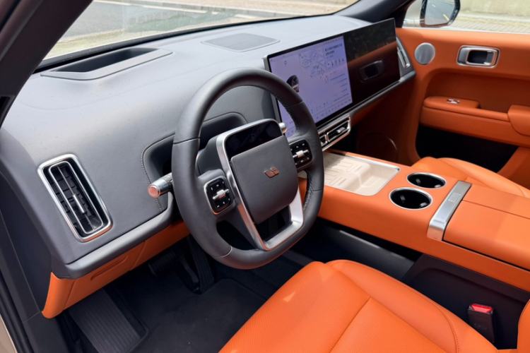 Used Li Auto L8 2023 Pro Model Interior 6