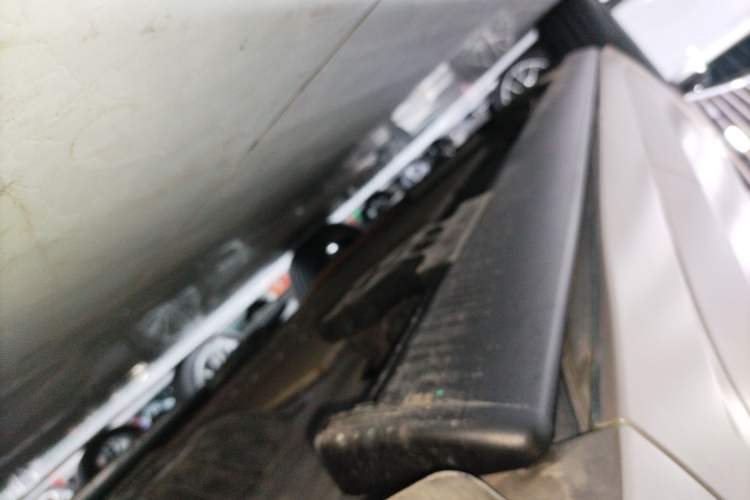 Used Li Auto L8 2023 Max model Left Side Sill