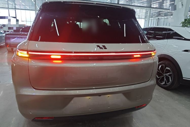 Used Li Auto L8 2023 Pro Model Rear