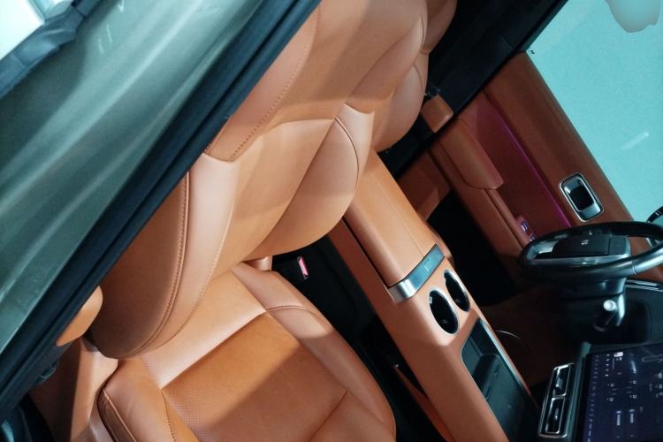 Used Li Auto L8 2023 Max model Right Front Seat
