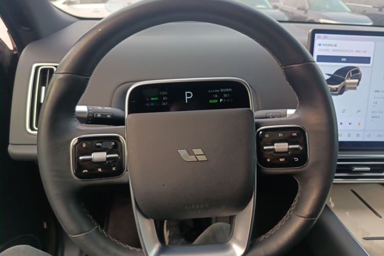 Used Li Auto L8 2023 Pro Model Steering Wheel