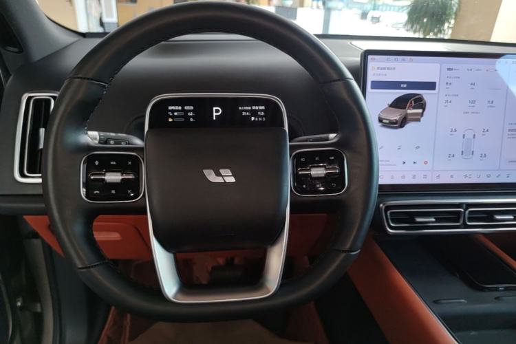 Used Li Auto L8 2023 Pro Model Steering Wheel