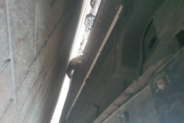 Used Li Auto L8 2023 Pro Model Chassis Front Left
