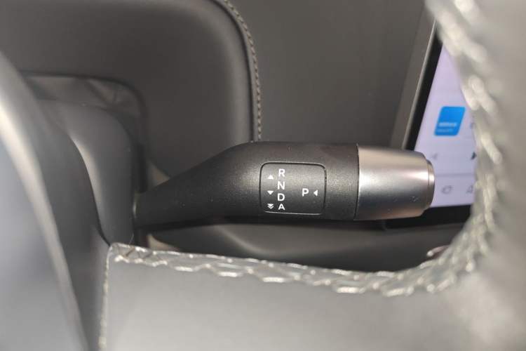 Used Li Auto L8 2023 Air model Gear Lever