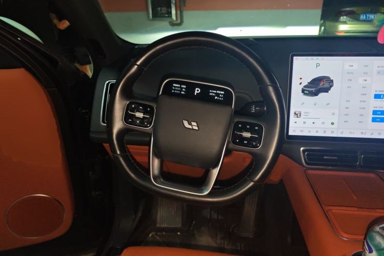 Used Li Auto L8 2023 Pro Model Steering Wheel