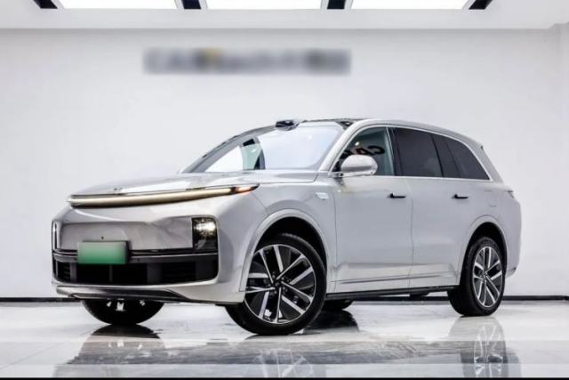 Used Li Auto L8 2023 Max model