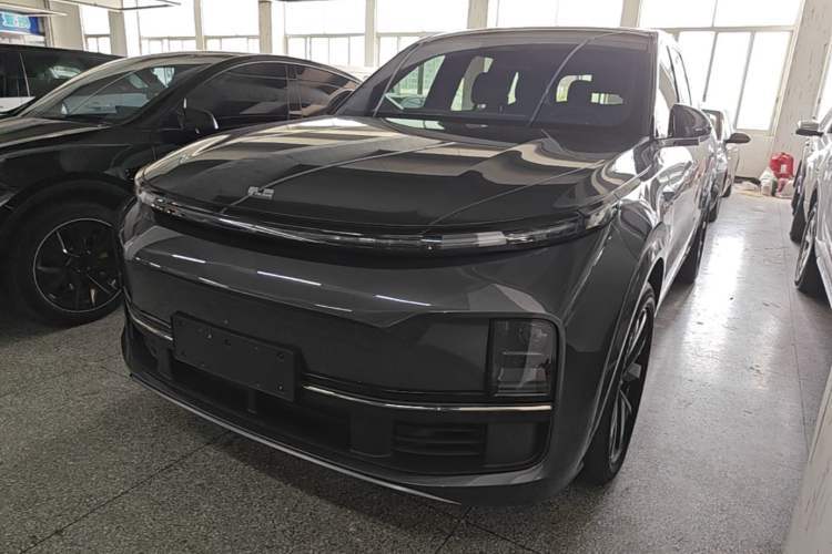Used Li Auto L8 2023 Air model Guazi used car, China used car export, Used car for sale, Used cars, Cheapest cars for sale
