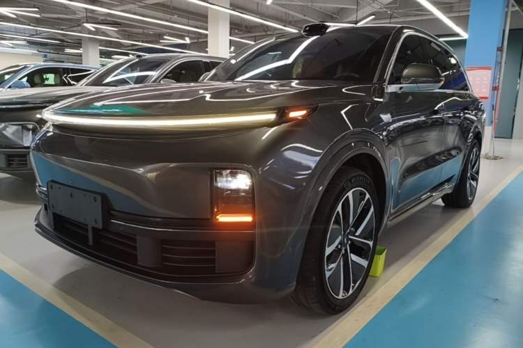 Used Li Auto L8 2023 Max model Guazi used car, China used car export, Used car for sale, Used  cars, Cheapest cars for sale