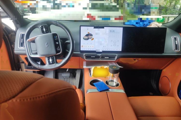 Used Li Auto L8 2023 Max model Center Console