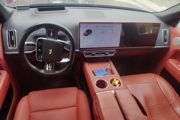 Used Li Auto L8 2023 Pro Model Center Console