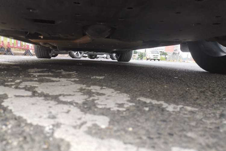 Used Li Auto L8 2023 Pro Model Chassis Front