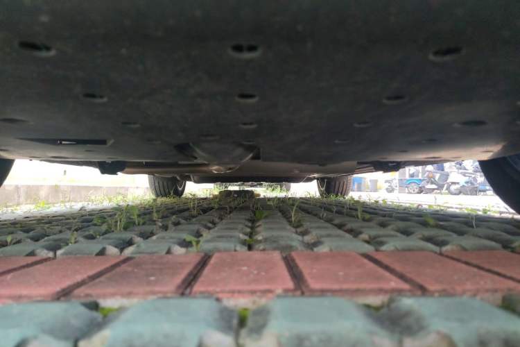 Used Li Auto L8 2023 Pro Model Chassis Front