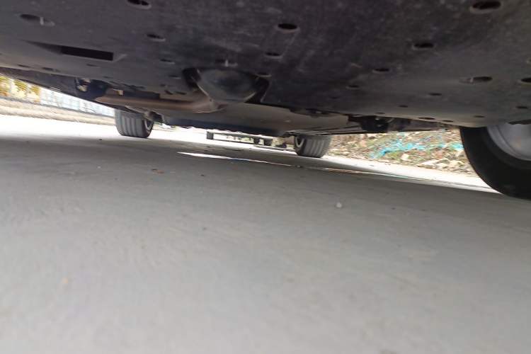 Used Li Auto L8 2023 Pro Model Chassis Front