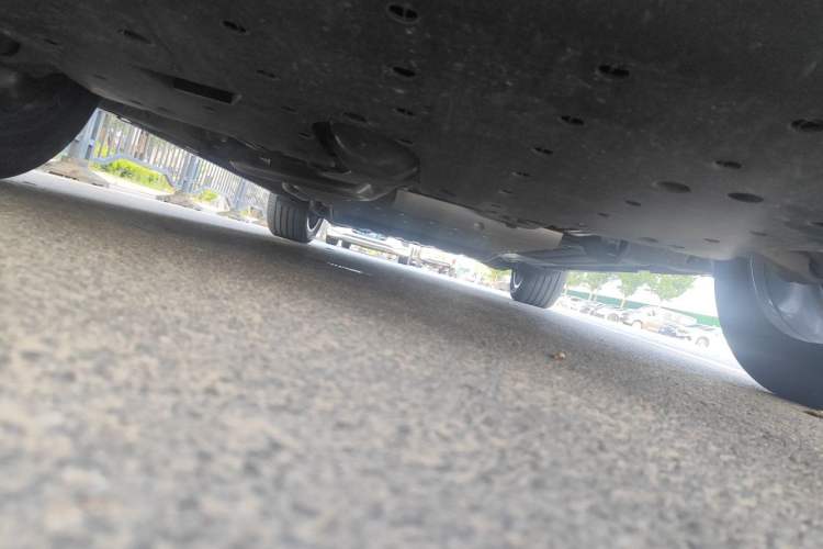 Used Li Auto L8 2023 Pro Model Chassis Front