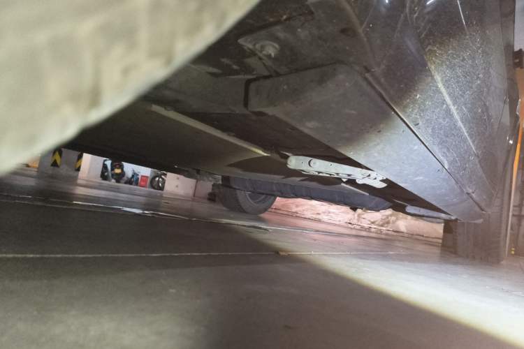 Used Li Auto L8 2023 Pro Model Chassis Front Left