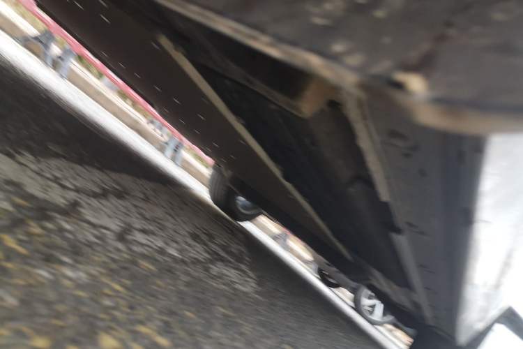 Used Li Auto L8 2023 Pro Model Chassis Front Left