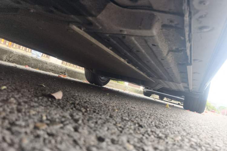 Used Li Auto L8 2023 Pro Model Chassis Front Left