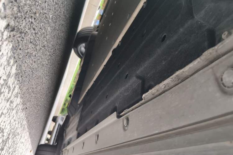 Used Li Auto L8 2023 Pro Model Chassis Front Left
