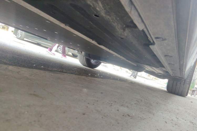 Used Li Auto L8 2023 Pro Model Chassis Front Left