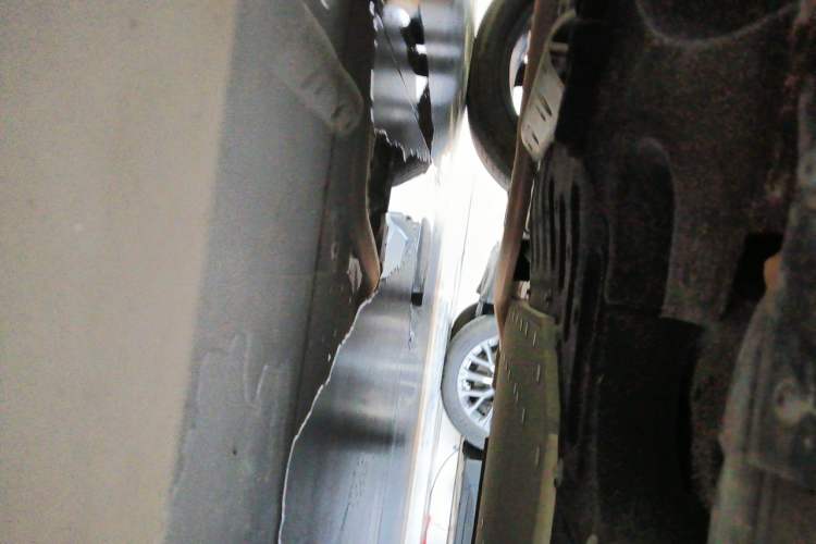 Used Li Auto L8 2023 Pro Model Chassis Front Left