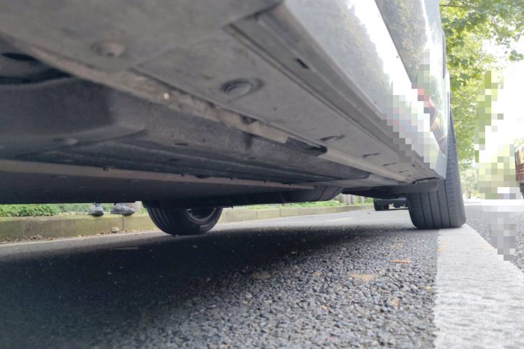 Used Li Auto L8 2023 Pro Model Chassis Front Left
