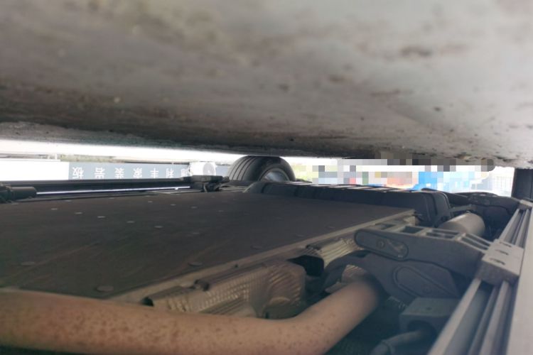Used Li Auto L8 2023 Pro Model Chassis Front Right