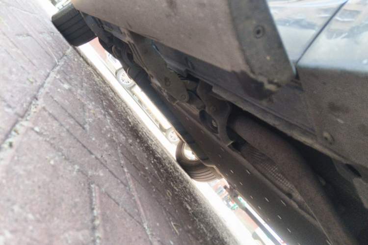 Used Li Auto L8 2023 Pro Model Chassis Front Right