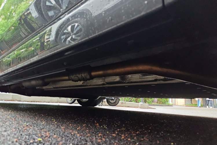 Used Li Auto L8 2023 Pro Model Chassis Front Right