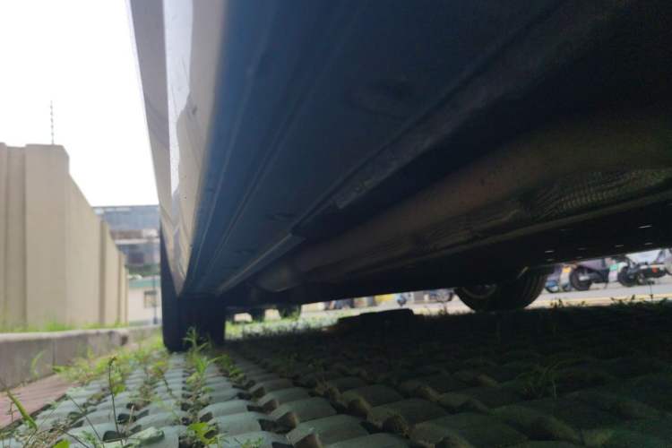 Used Li Auto L8 2023 Pro Model Chassis Front Right