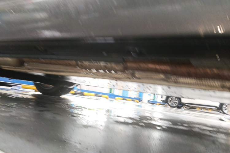Used Li Auto L8 2023 Pro Model Chassis Front Right