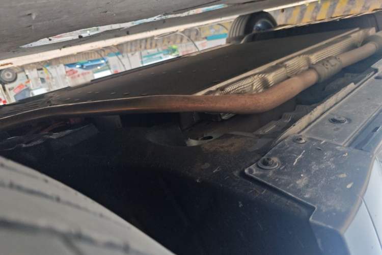 Used Li Auto L8 2023 Pro Model Chassis Front Right
