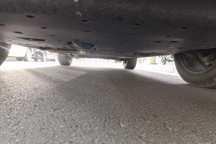 Used Li Auto L8 2023 Pro Model Chassis Front
