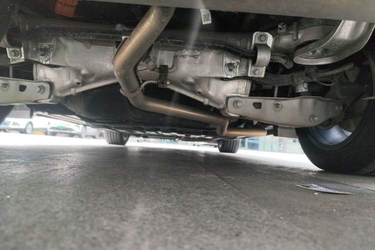 Used Li Auto L8 2023 Pro Model Chassis Rear