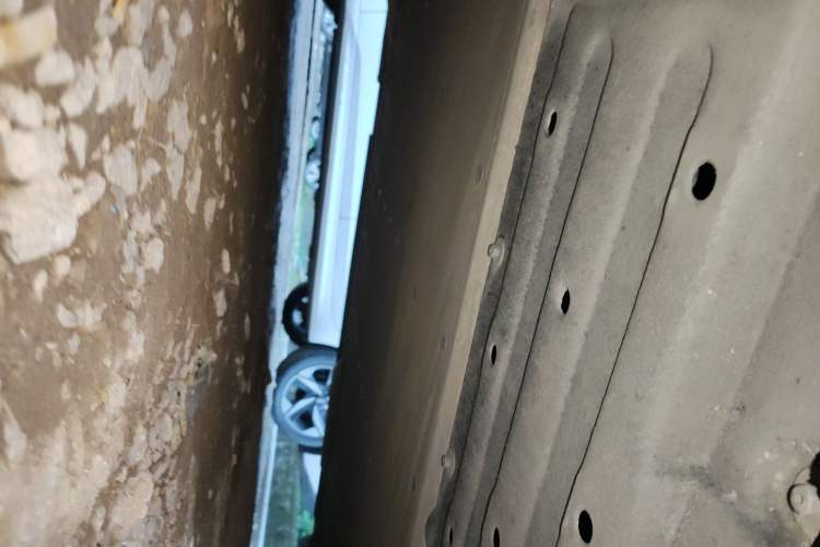Used Li Auto L8 2023 Pro Model Chassis Rear