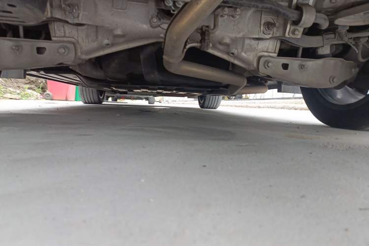 Used Li Auto L8 2023 Pro Model Chassis Rear