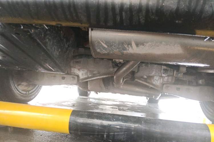 Used Li Auto L8 2023 Pro Model Chassis Rear