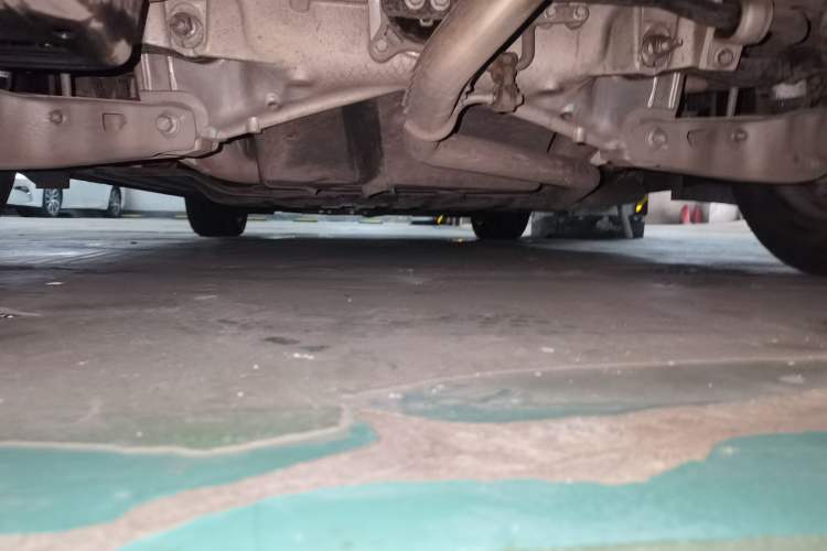 Used Li Auto L8 2023 Pro Model Chassis Rear